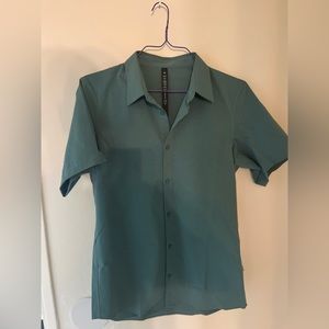 Men's Lulu Commission Short Sleeve shirt (L)